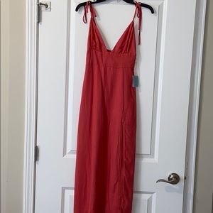 NWT MIDI DRESS. coral color.